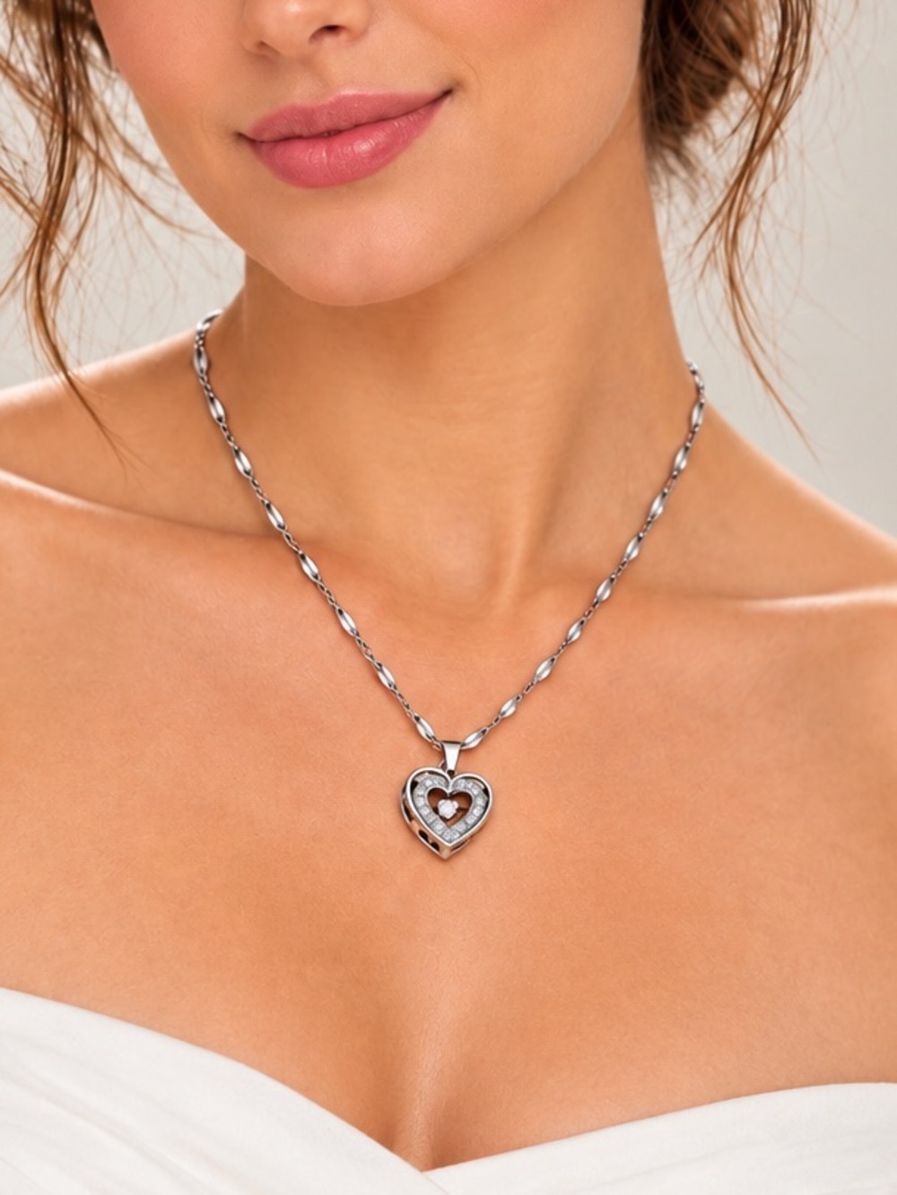 Silver Tone Heart Sparkling Clear Stones Necklace (N51)